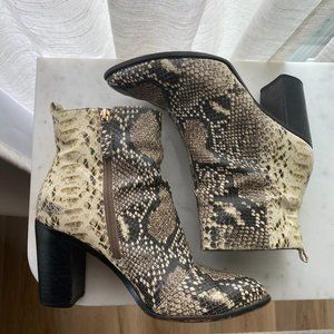 Snakeskin DKNY Leather Booties 3.5 inch block heel Size:8.5